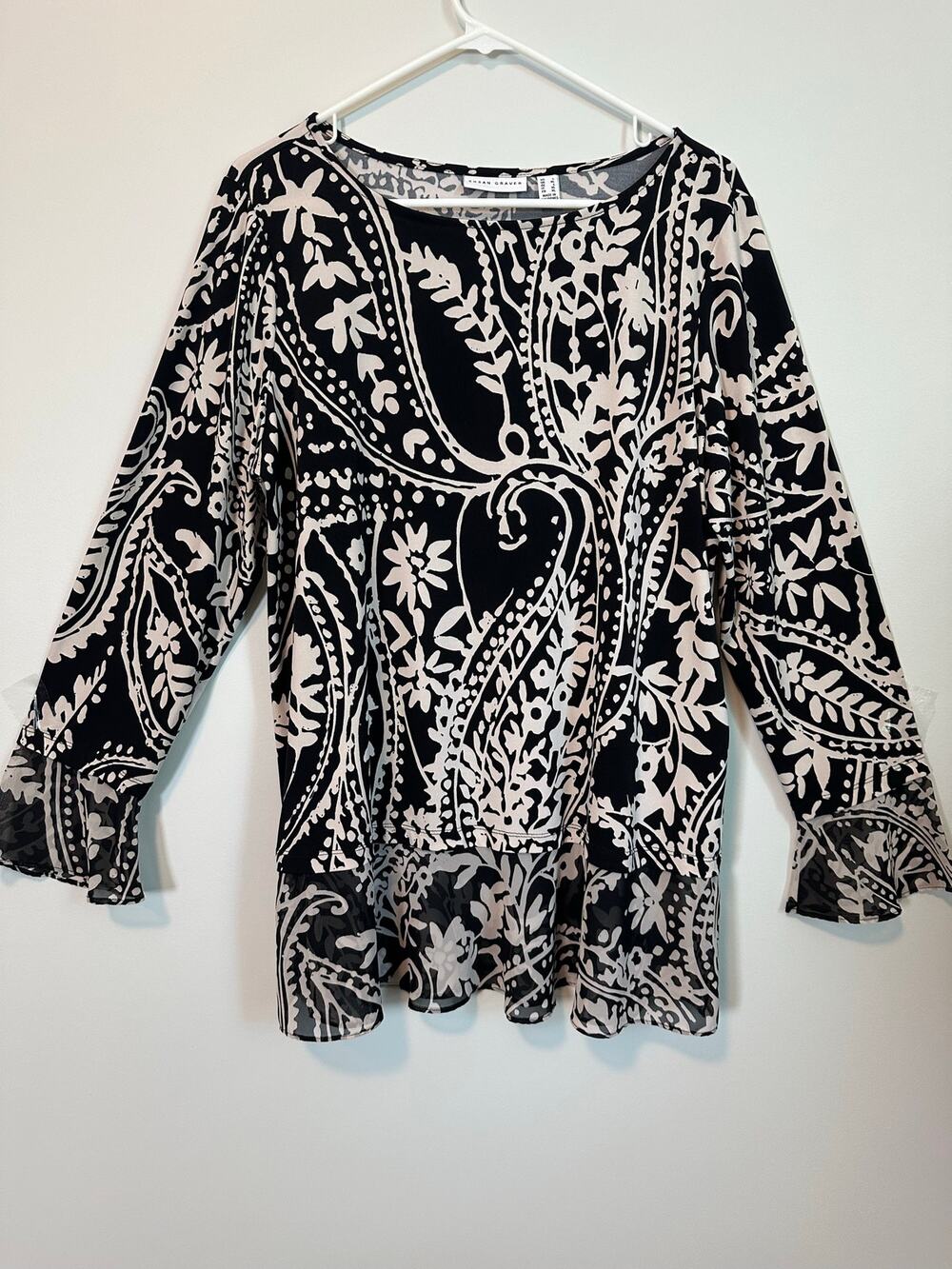 Susan Graver Women’s Large Black Beige Paisley Floral Chiffon Ruffle Hem Top